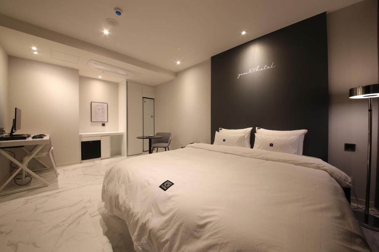 Zam101 Hotel Gimhae Exterior photo