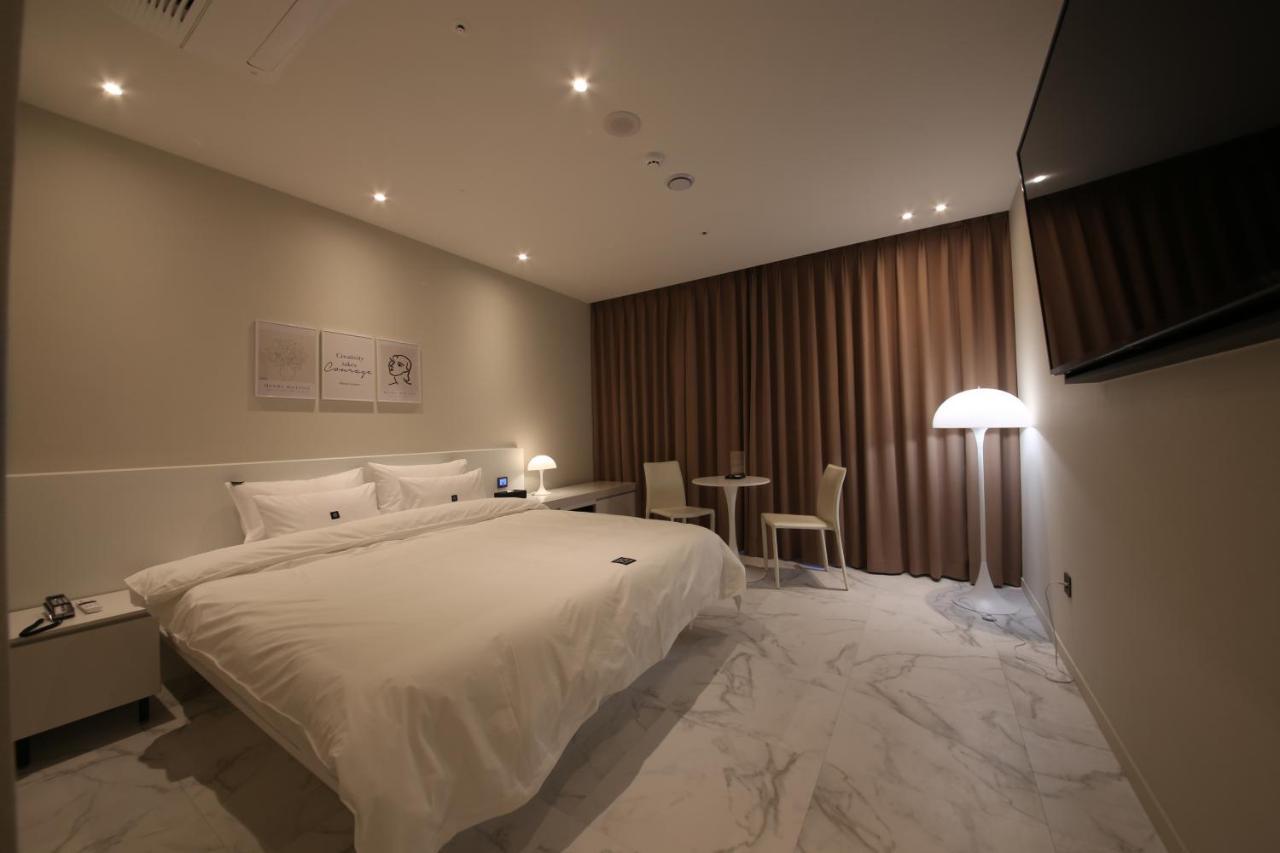Zam101 Hotel Gimhae Exterior photo
